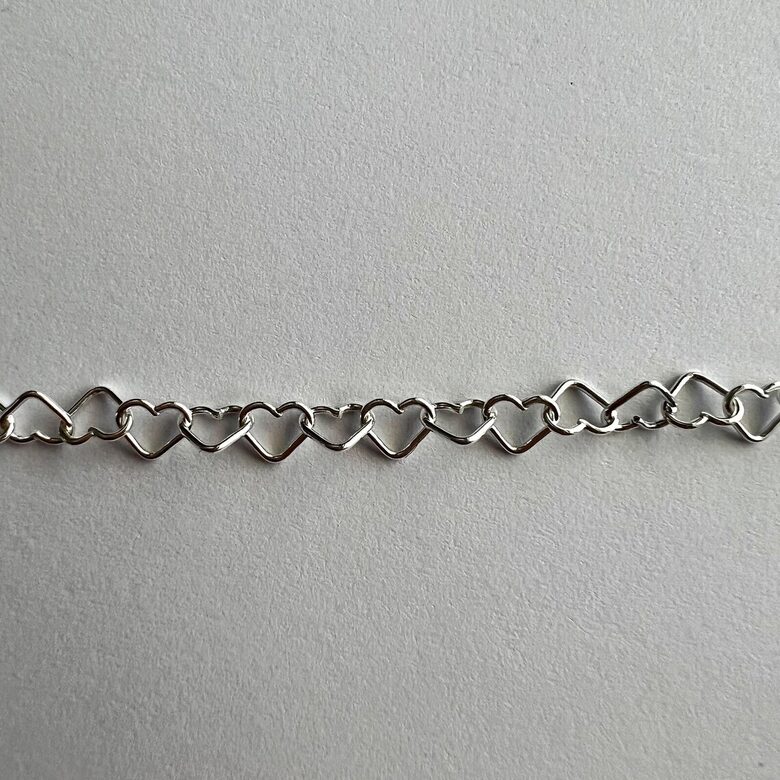 Silver Heart Chain Corazones 